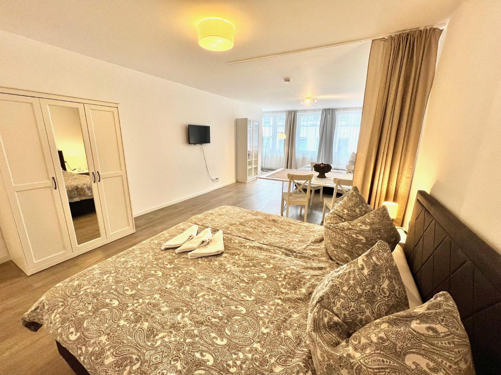 City Appartement Kueche,Bad, Parken Im Zentrum Von Ravensburg Dış mekan fotoğraf
